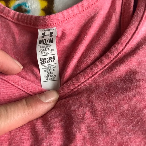 Under Armour Pink Heat Gear Muscle Tank Size M - Picture 3 of 5